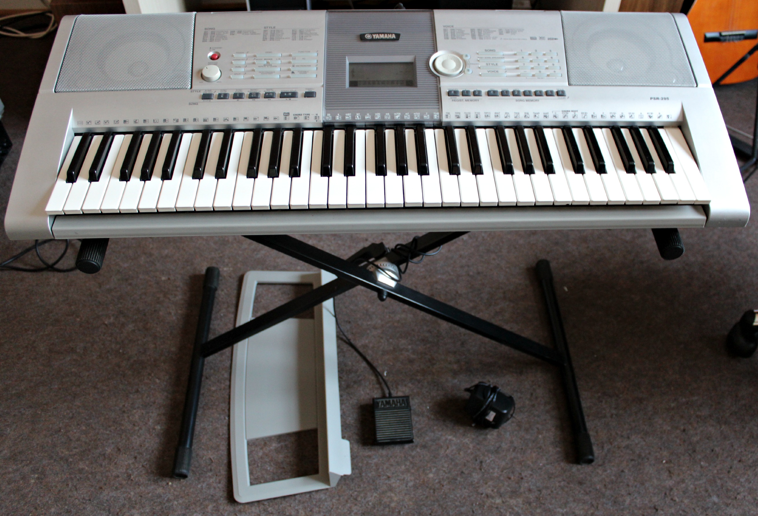Yamaha PSR295